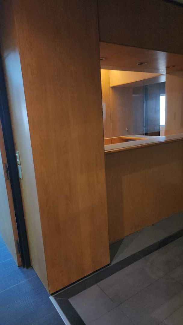 VENTA DE OFICINA EN Capital Federal - Retiro - 32