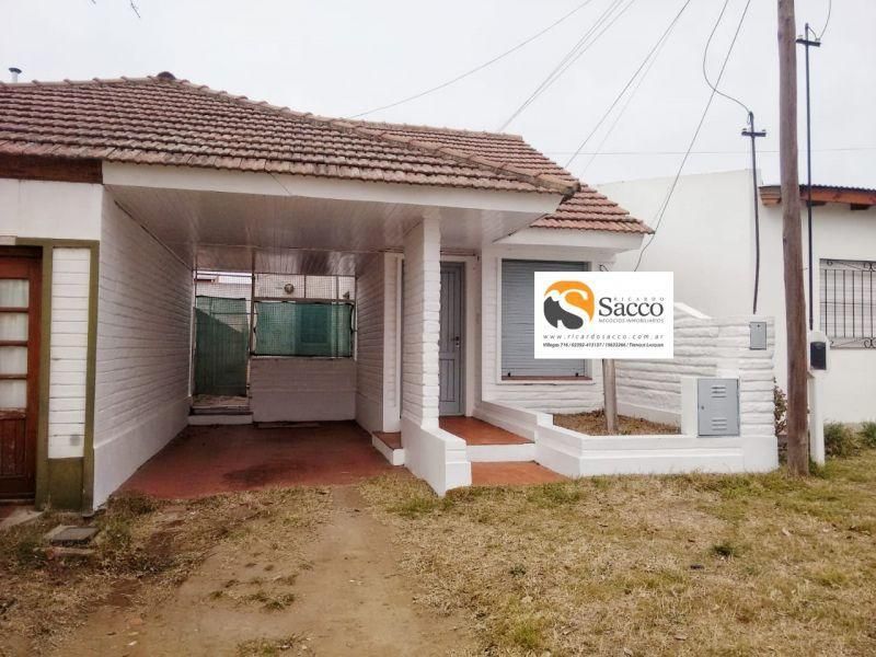 Casa en venta Loteo De Font 2 dormitorios