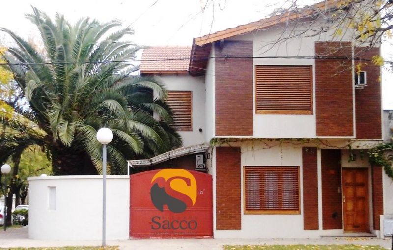 Casa en venta Di Geronimo 2 dormitorios