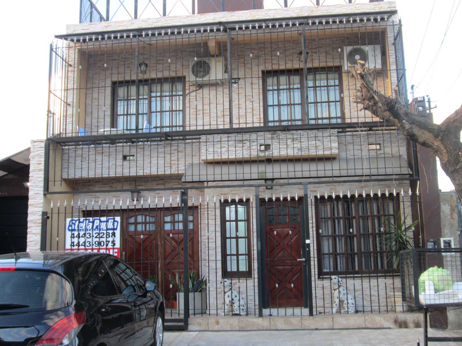 Casa en venta Villa Luzuriaga 4 ambientes
