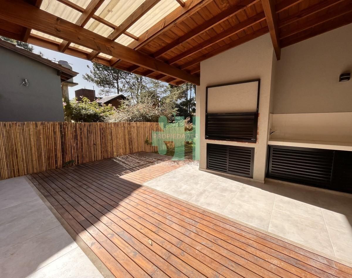 Casa en Alquiler Temporario en Pinamar, Buenos Aires Costa Atlantica
