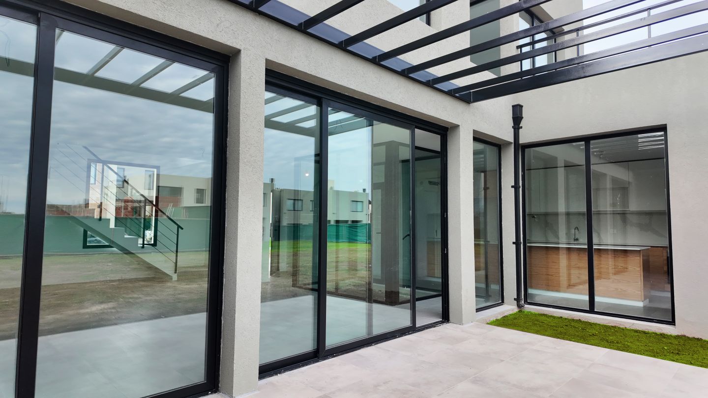 Casa en Venta en Ituzaingo, G.B.A. Zona Oeste