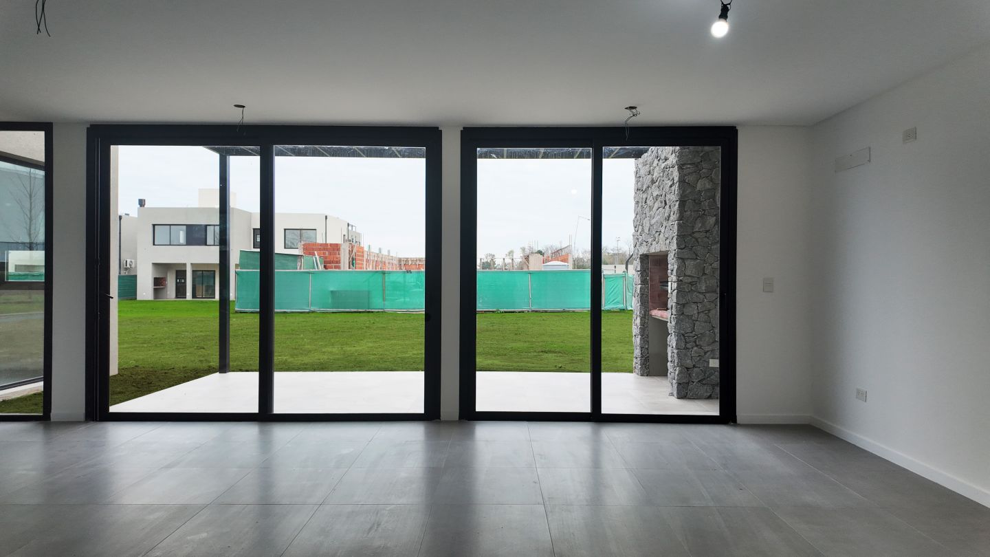 Casa en Venta en Ituzaingo, G.B.A. Zona Oeste