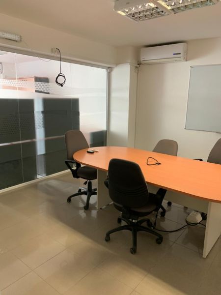 Oficina EN ALQUILER