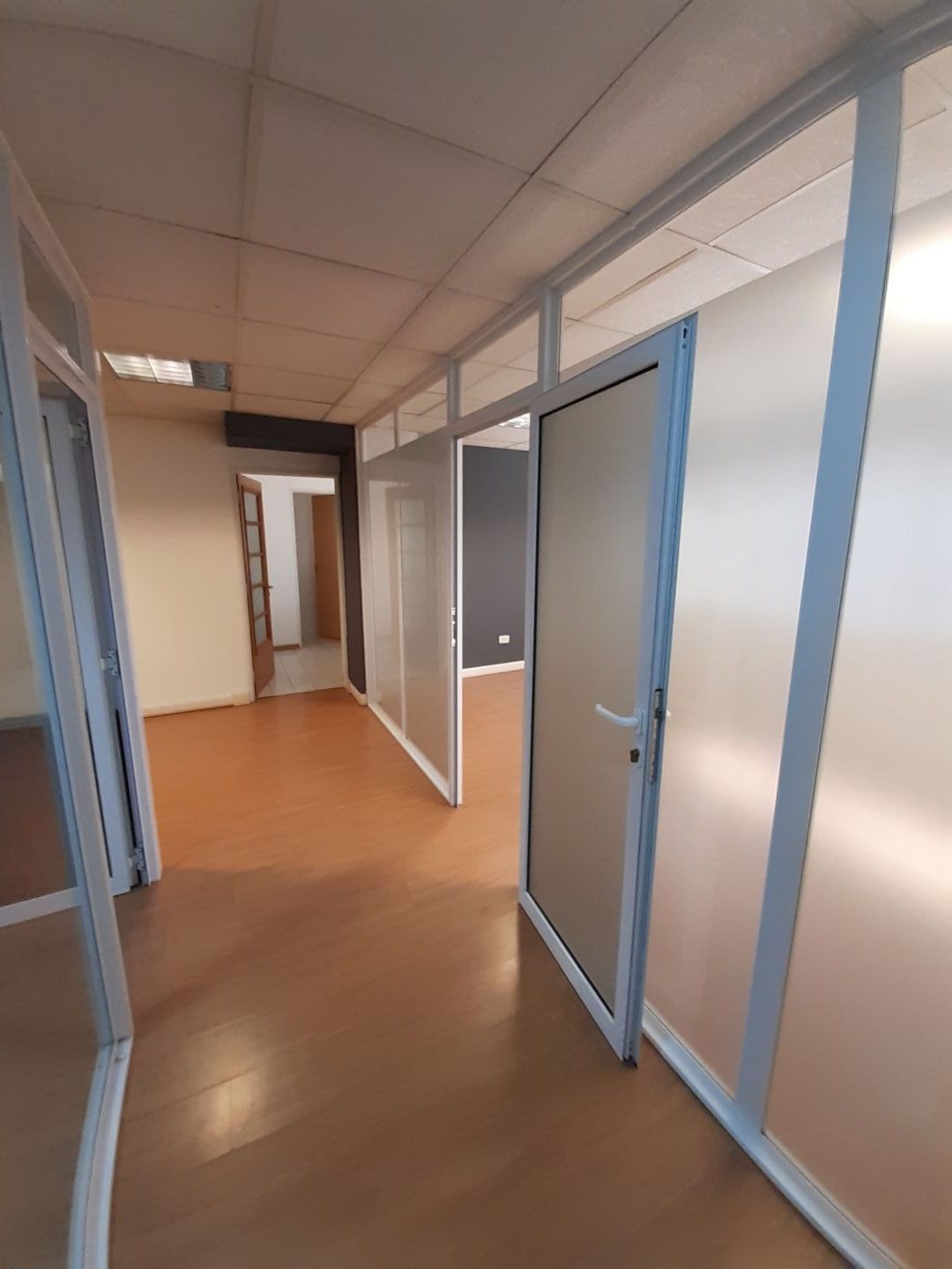 ALQUILER DE OFICINA EN Neuquén - Área Centro - 9